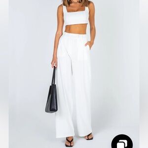 White 2 piece set